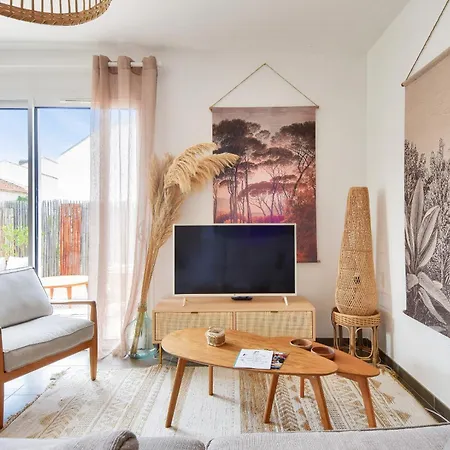 Maison Pour 4 - Jardin - 600m De La بارْباتْرْ